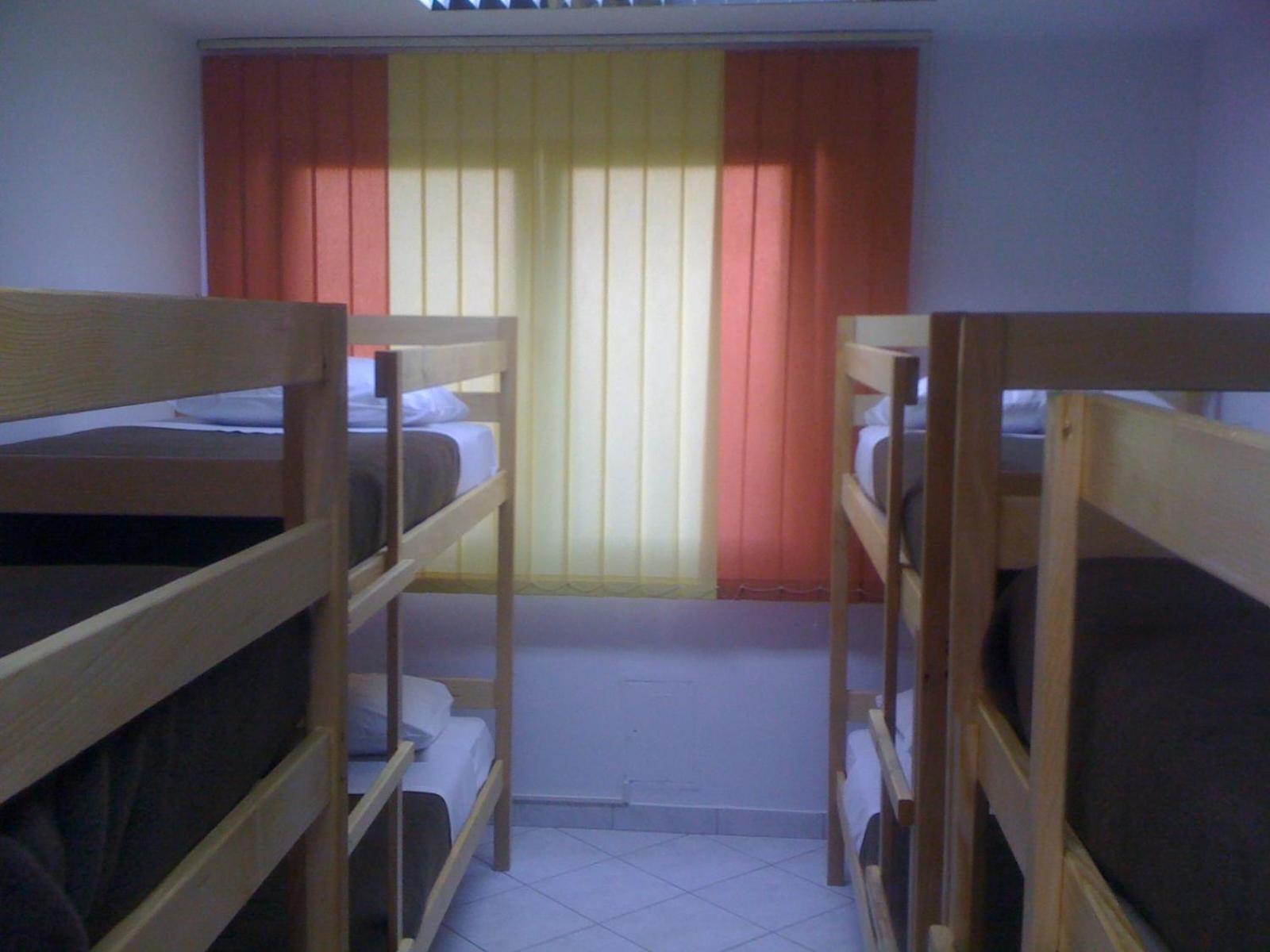 Hostel Amfora Фажана Экстерьер фото