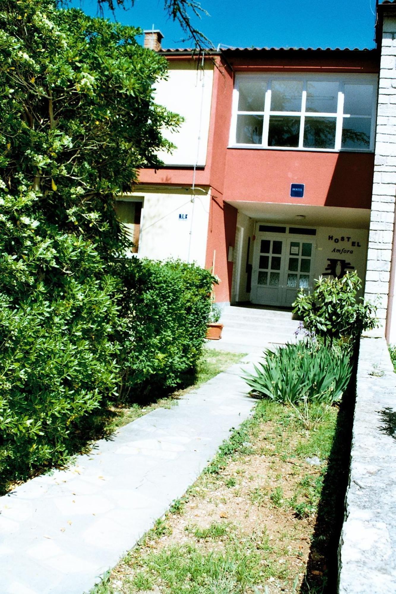 Hostel Amfora Фажана Экстерьер фото