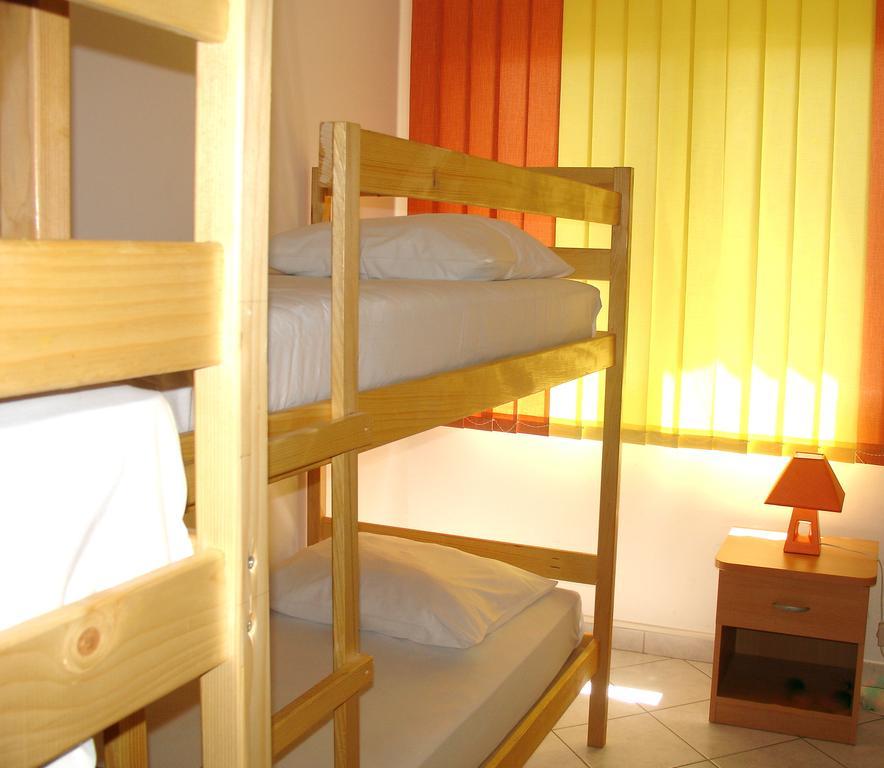 Hostel Amfora Фажана Экстерьер фото